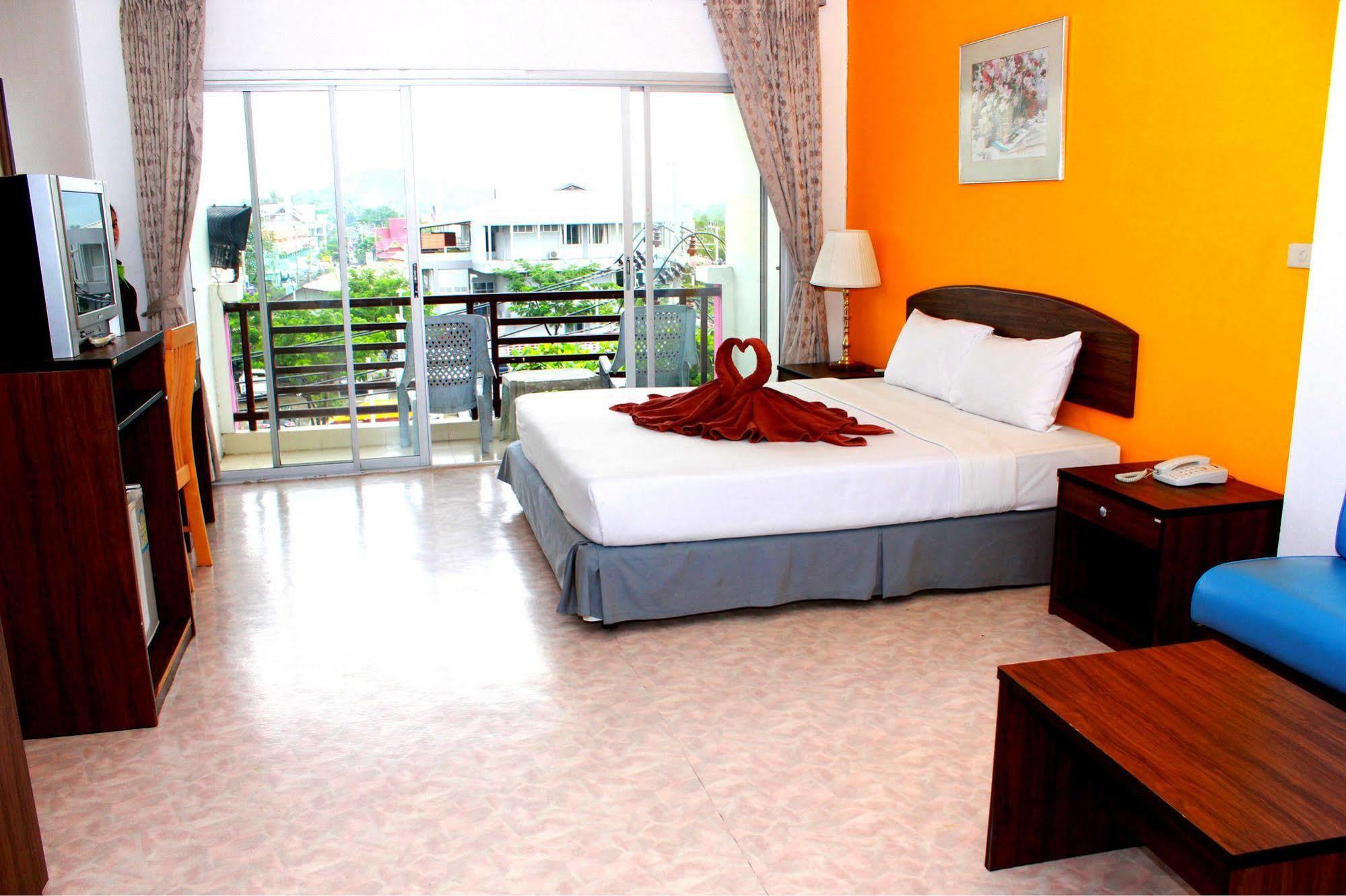 ออคิด เรสซิเดนซ์ Hotel หาดเฉวง ภายนอก รูปภาพ